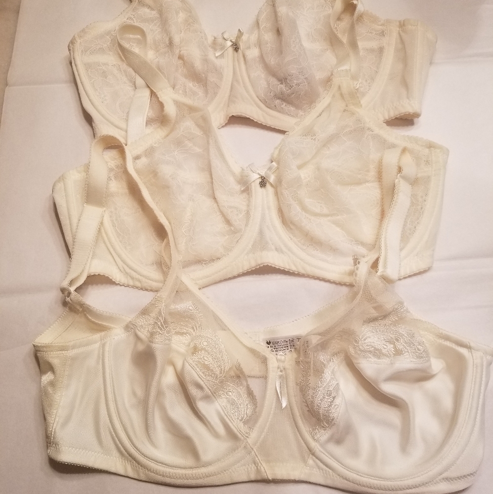 SOLD...Wacoal Lace Bras